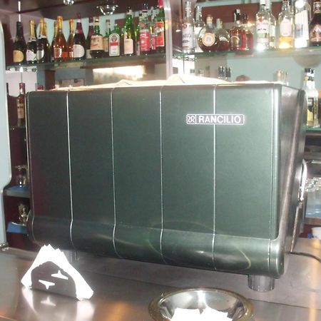 Hotel Lombardia Seveso Buitenkant foto