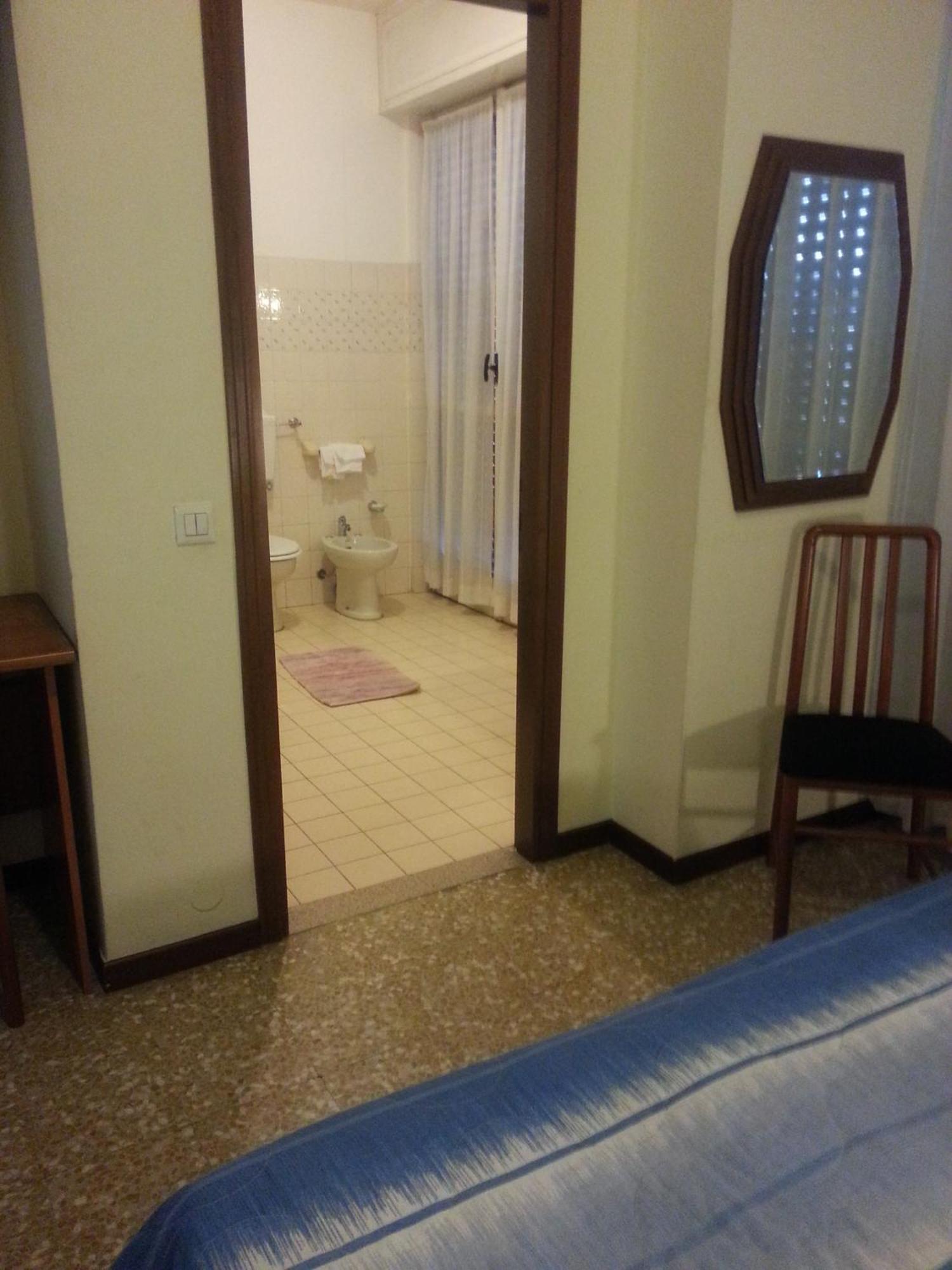 Hotel Lombardia Seveso Buitenkant foto