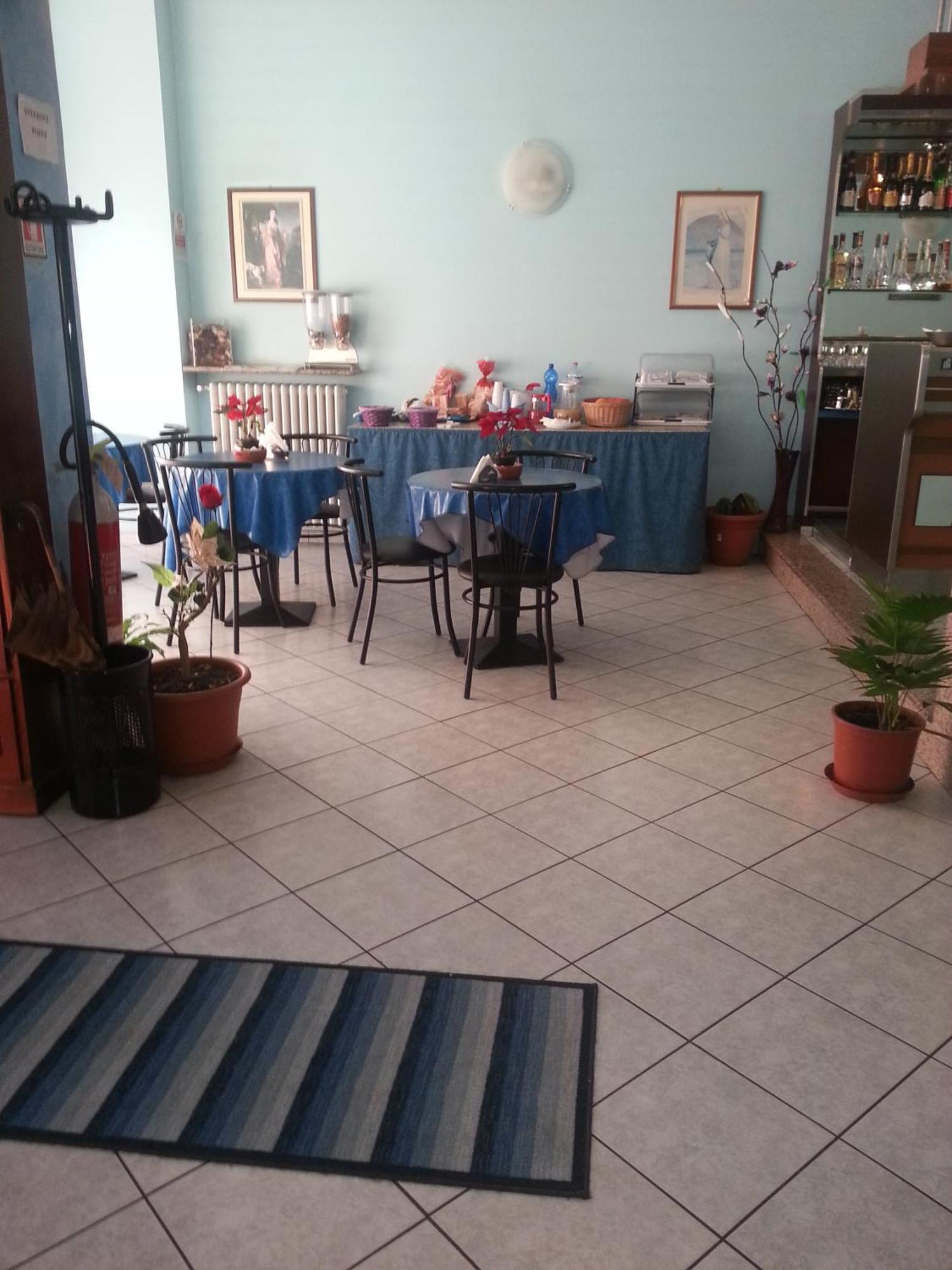 Hotel Lombardia Seveso Buitenkant foto