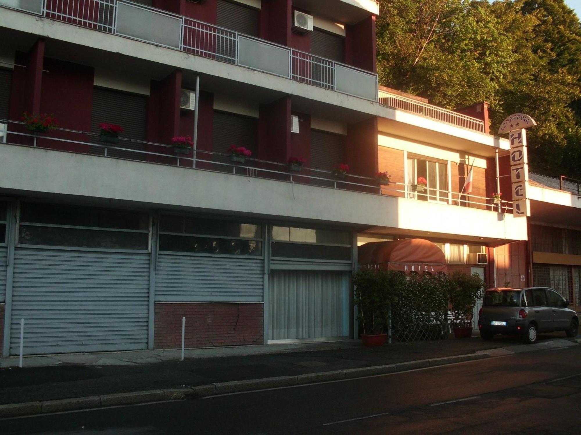 Hotel Lombardia Seveso Buitenkant foto