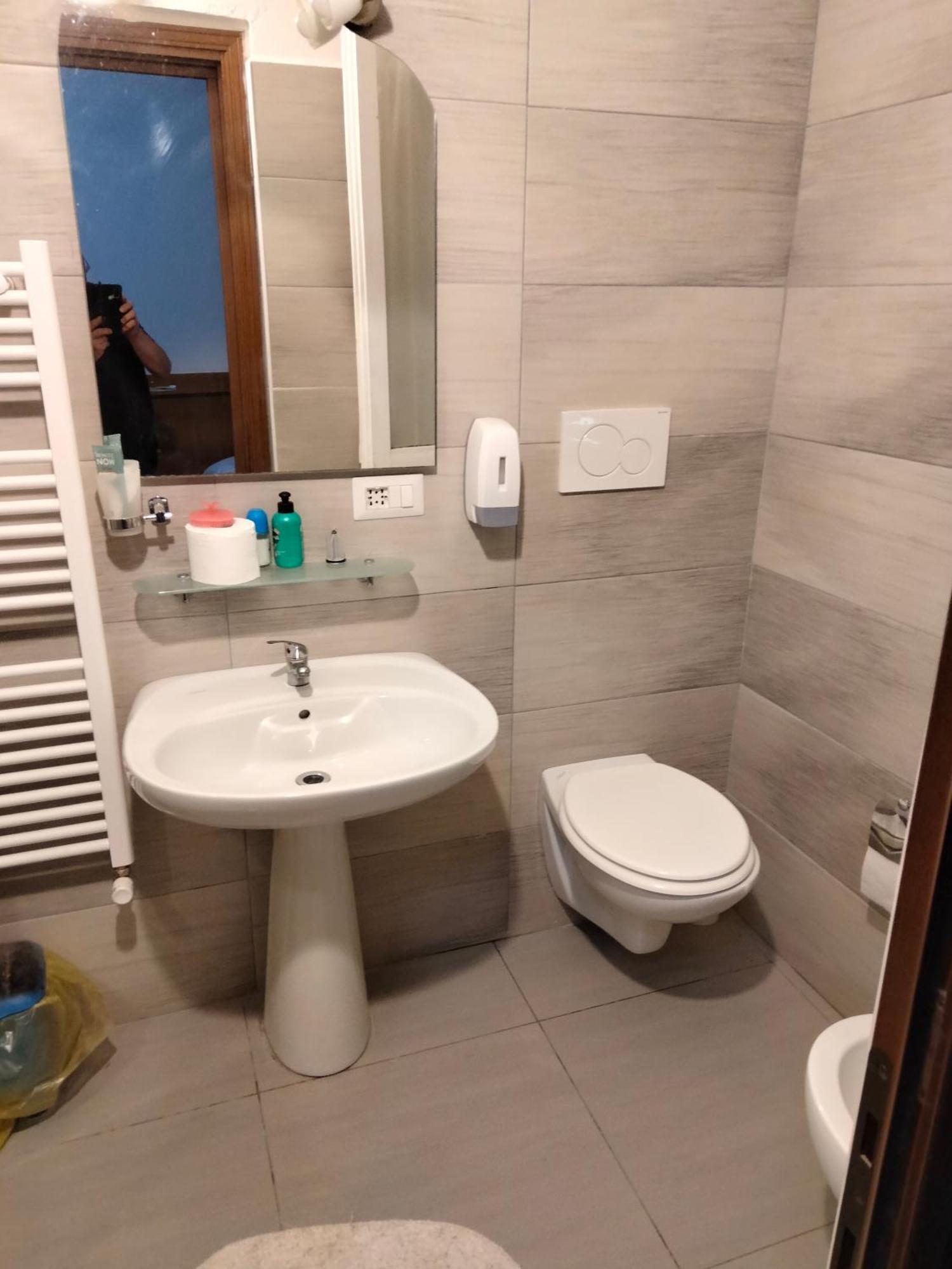 Hotel Lombardia Seveso Buitenkant foto