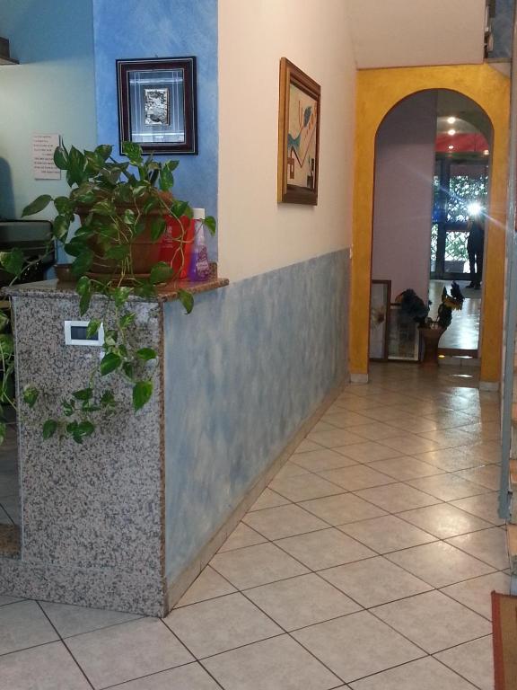 Hotel Lombardia Seveso Kamer foto