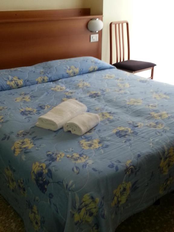 Hotel Lombardia Seveso Buitenkant foto