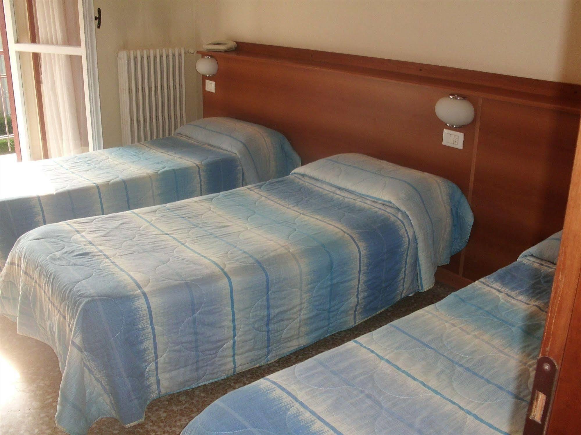 Hotel Lombardia Seveso Buitenkant foto
